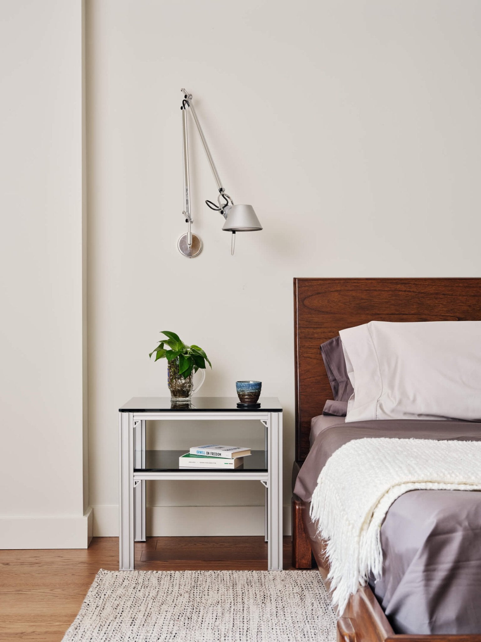 SC03 – Aluminum Side Table - Sektor Furniture