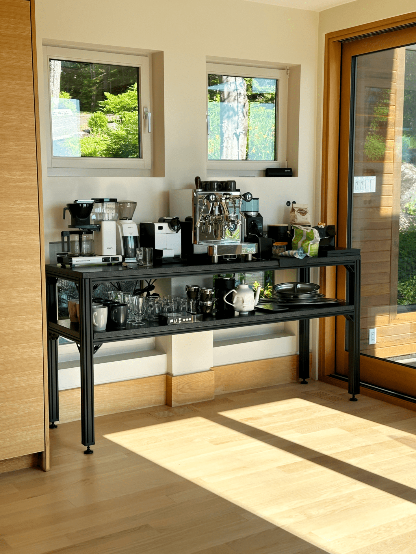 SC06 – Aluminum Credenza - Sektor Furniture
